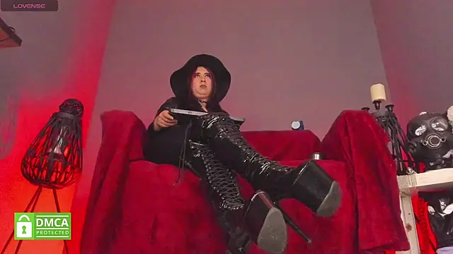 Snapshot of shaaroon_gold chatting on October 8, 2025, 5:42 am shaaroon gold online show from October 8, 2025, 5:42 am