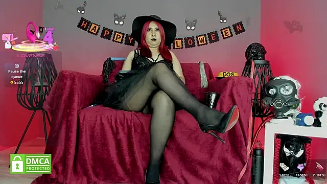 Snapshot of shaaroon_gold chatting on October 29, 2025, 4:11 am shaaroon gold online show from October 29, 2025, 4:11 am