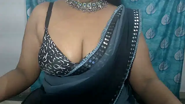 Snapshot of Sophia_your chatting on May 6, 2026, 5:11 am Sophia your online show from May 6, 2026, 5:11 am