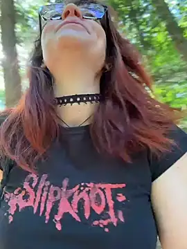 Snapshot of die-EinHORNY-WG chatting on May 26, 2026, 7:39 am die-EinHORNY-WG online show from May 26, 2026, 7:39 am
