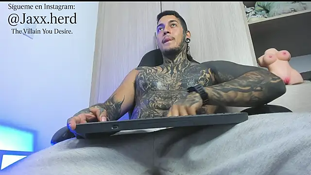 JAXXXONHERD online show from December 15, 2025, 8:25 pm