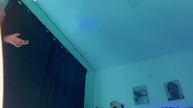 Snapshot of Liamscott_ chatting on February 17, 2026, 2:20 am Liamscott online show from February 17, 2026, 2:20 am