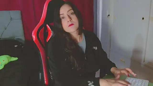 Snapshot of Noamartin_ chatting on February 3, 2026, 10:59 pm Noamartin online show from February 3, 2026, 10:59 pm