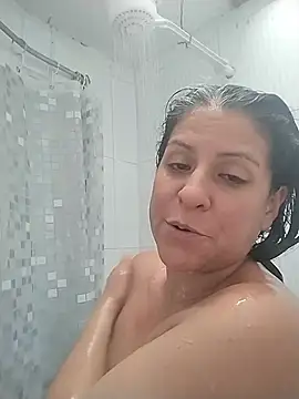LucifernandaSw online show from May 22, 2026, 2:26 pm