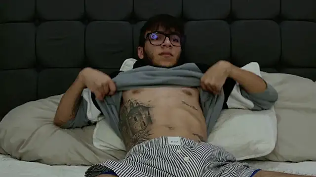 alejdrip online show from March 2, 2025, 1:47 am