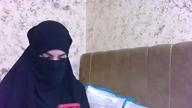 Hijabi HotGirls online show from April 3, 2026, 8:15 pm