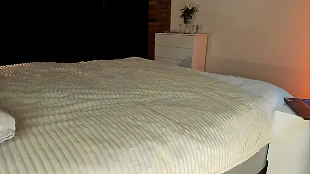 Rachel Rey online show from April 3, 2026, 6:25 pm