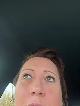 xsexycurvymilf online show from December 24, 2024, 7:17 am