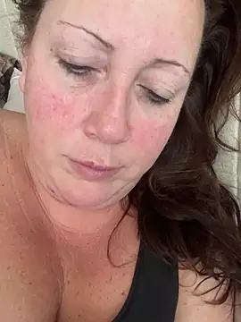 xsexycurvymilf online show from March 18, 2025, 7:01 am