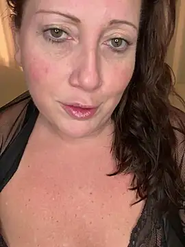 xsexycurvymilf online show from February 20, 2025, 3:08 pm