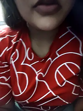  Redwine  online show from December 17, 2025, 5:51 pm