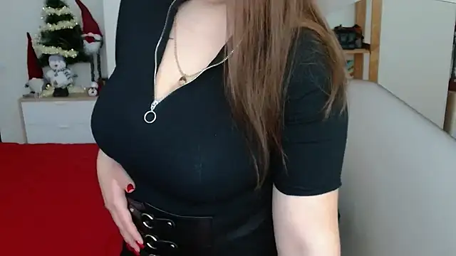 Snapshot of leila_beayte_ chatting on February 24, 2025, 7:22 am leila beayte online show from February 24, 2025, 7:22 am