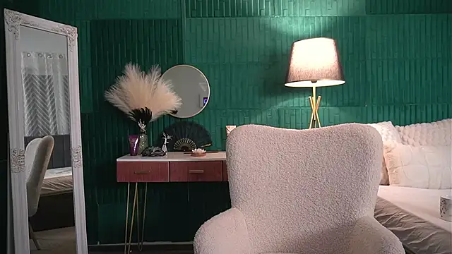 HaileyMoonn online show from April 2, 2026, 3:13 am