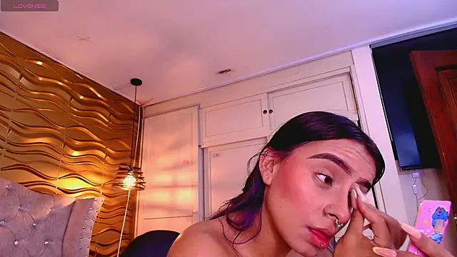 Andreita Jones online show from April 17, 2026, 11:46 am