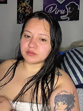 dannarossy  online show from October 17, 2025, 10:44 pm
