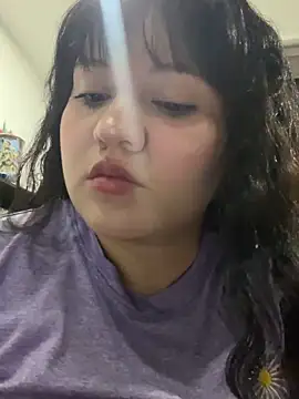 dannarossy  online show from September 17, 2025, 10:06 am