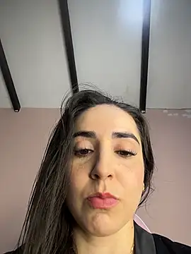 Victoria-And1 online show from April 14, 2026, 1:10 am