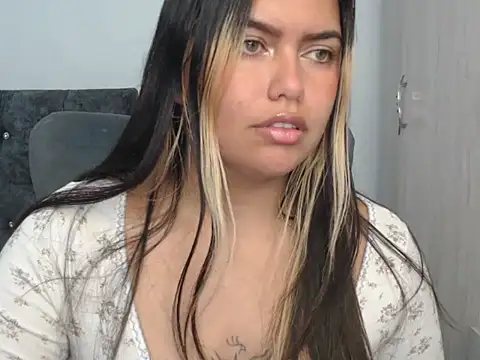 sweetkitty 16 online show from April 8, 2026, 9:05 pm