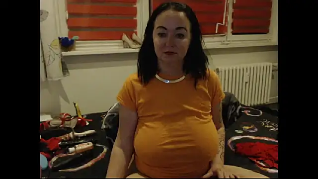 Alexie33 online show from February 16, 2026, 6:50 pm