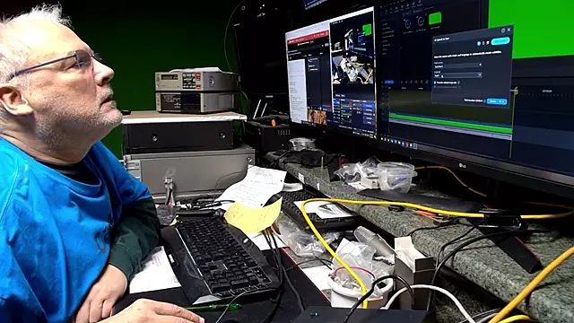 ButtCrackShowing-OOPS online show from February 24, 2026, 6:31 pm