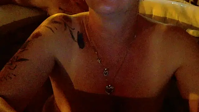 Snapshot of xxNoeliaxx chatting on May 22, 2026, 8:07 pm xxNoeliaxx online show from May 22, 2026, 8:07 pm