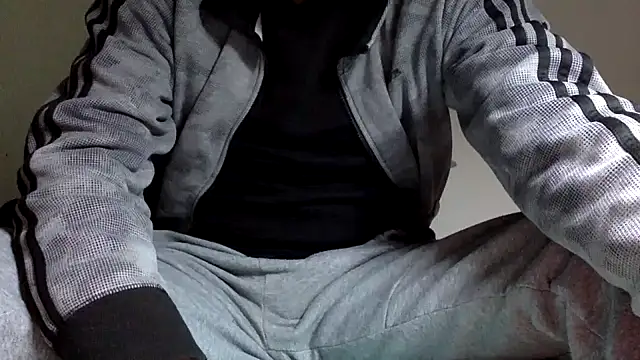 Snapshot of molozeb chatting on November 18, 2025, 8:34 pm molozeb online show from November 18, 2025, 8:34 pm