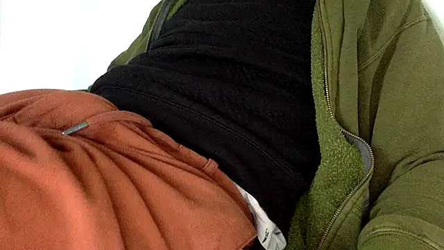 Snapshot of molozeb chatting on November 26, 2025, 7:41 am molozeb online show from November 26, 2025, 7:41 am