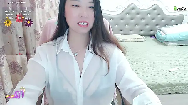 Snapshot of -Shirleyni_ chatting on January 9, 2026, 2:18 am -Shirleyni online show from January 9, 2026, 2:18 am