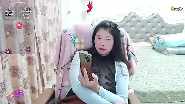 Snapshot of -Shirleyni_ chatting on December 17, 2025, 2:16 am -Shirleyni online show from December 17, 2025, 2:16 am