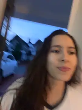 LittleDoll    online show from November 12, 2025, 10:35 pm