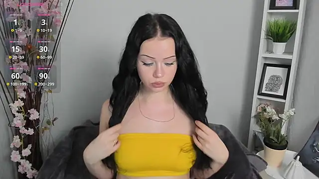 Snapshot of Lori__Hell chatting on May 8, 2026, 3:43 am Lori Hell online show from May 8, 2026, 3:43 am