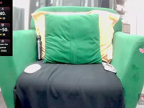 Snapshot of nina9384 chatting on February 7, 2025, 7:49 pm nina9384 online show from February 7, 2025, 7:49 pm