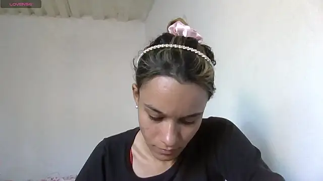 SamanthaWatson online show from December 3, 2025, 7:46 pm