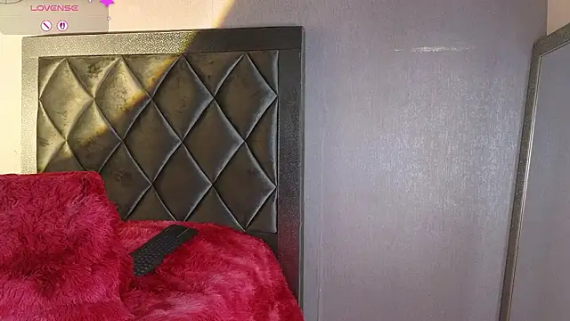 ashley brend online show from March 10, 2026, 8:24 pm