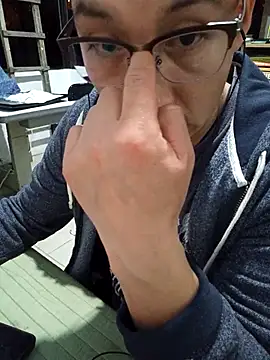 Snapshot of 97banana chatting on March 18, 2025, 2:18 am 97banana online show from March 18, 2025, 2:18 am