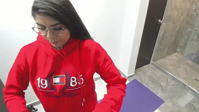 Luna Dumont online show from October 18, 2025, 11:23 am