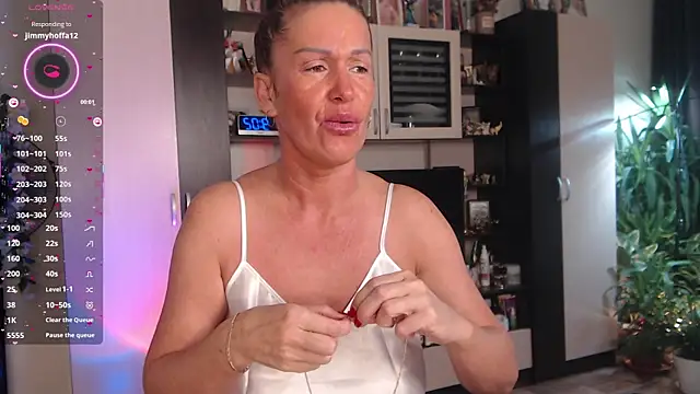 SheilaRyan online show from November 21, 2025, 6:01 am