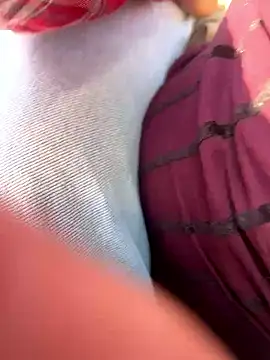 NudePedal online show from April 9, 2026, 4:36 am