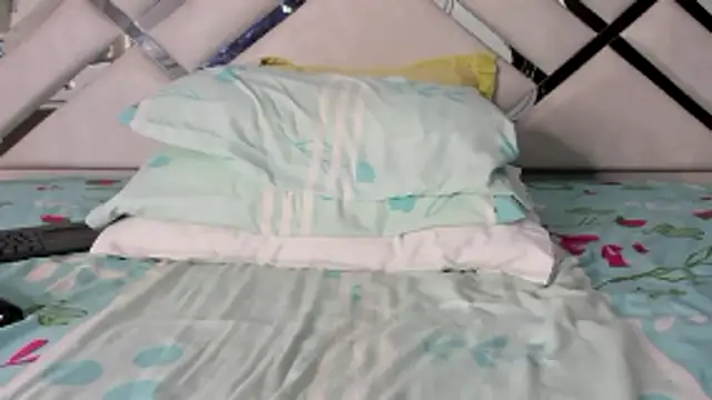 Snapshot of maybelline69 chatting on January 15, 2026, 5:33 am maybelline69 online show from January 15, 2026, 5:33 am