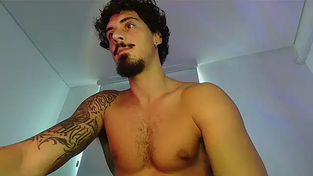 Snapshot of milkoffe chatting on April 15, 2026, 2:43 pm milkoffe online show from April 15, 2026, 2:43 pm