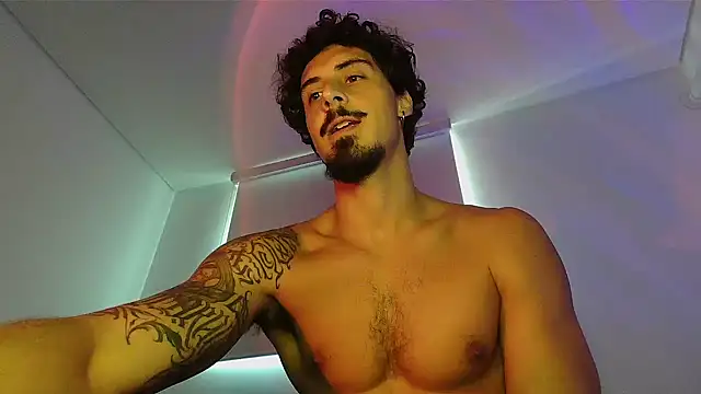 Snapshot of milkoffe chatting on April 11, 2026, 2:32 pm milkoffe online show from April 11, 2026, 2:32 pm