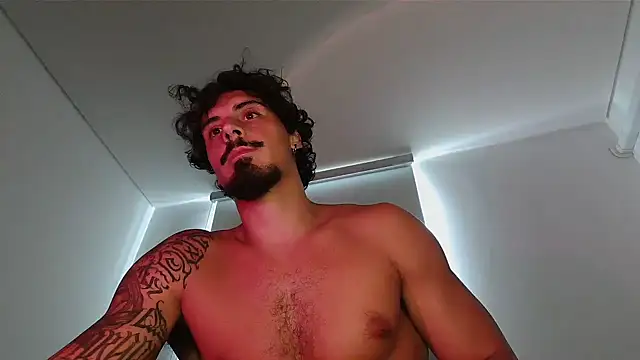 Snapshot of milkoffe chatting on March 26, 2026, 8:18 pm milkoffe online show from March 26, 2026, 8:18 pm