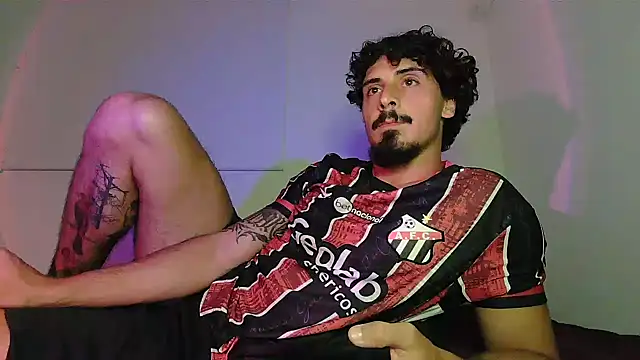 Snapshot of milkoffe chatting on March 11, 2026, 12:15 am milkoffe online show from March 11, 2026, 12:15 am