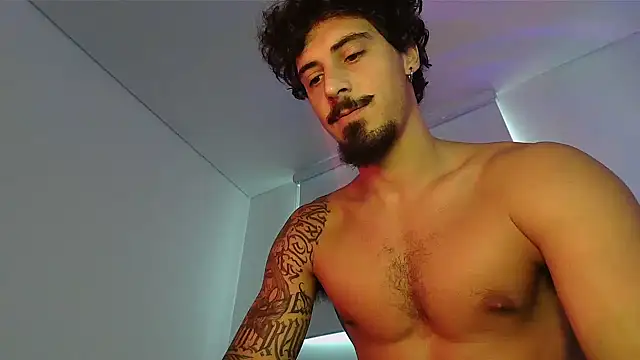 Snapshot of milkoffe chatting on April 13, 2026, 2:54 pm milkoffe online show from April 13, 2026, 2:54 pm