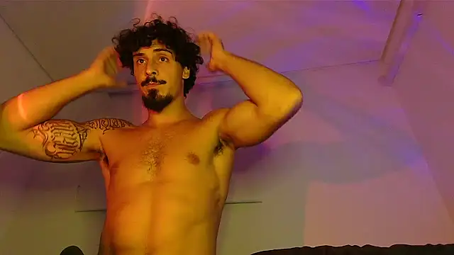 Snapshot of milkoffe chatting on April 3, 2026, 4:19 am milkoffe online show from April 3, 2026, 4:19 am