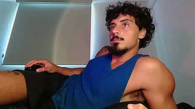 Snapshot of milkoffe chatting on March 14, 2026, 2:12 pm milkoffe online show from March 14, 2026, 2:12 pm