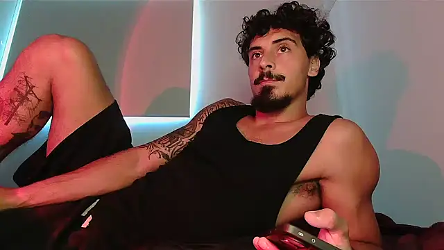 Snapshot of milkoffe chatting on March 11, 2026, 1:38 pm milkoffe online show from March 11, 2026, 1:38 pm