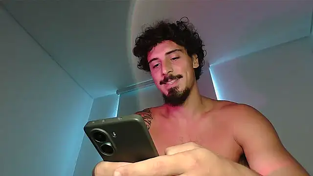 Snapshot of milkoffe chatting on March 25, 2026, 1:10 pm milkoffe online show from March 25, 2026, 1:10 pm