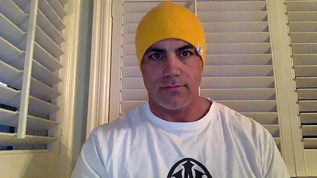 Snapshot of Bad_daddy21 chatting on October 23, 2025, 1:54 pm Bad daddy21 online show from October 23, 2025, 1:54 pm