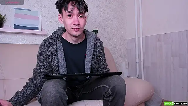 Snapshot of CalvinOwens chatting on March 7, 2025, 3:29 am CalvinOwens online show from March 7, 2025, 3:29 am